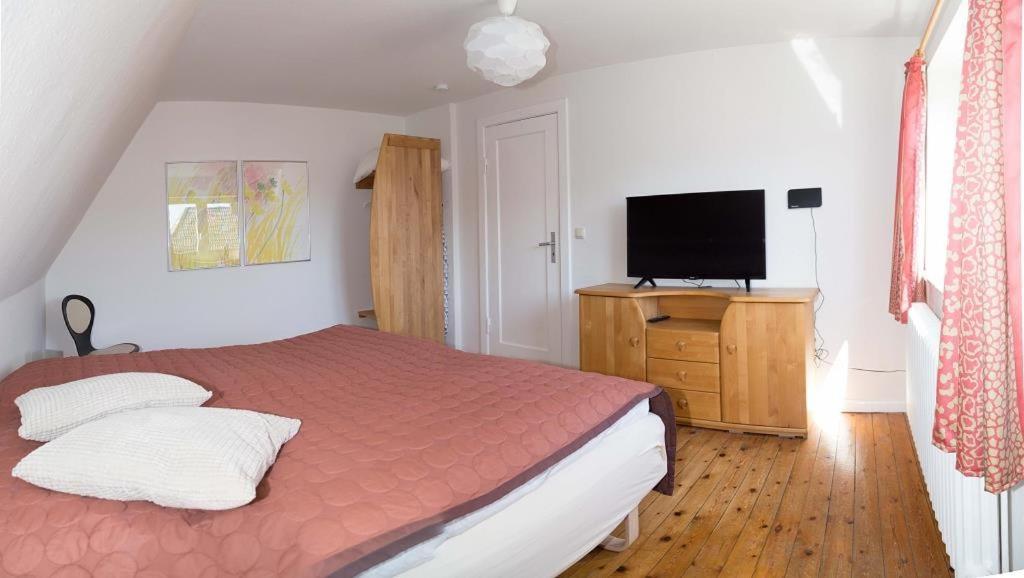 Feddersen'S Ferienwohnung Харисле Стая снимка
